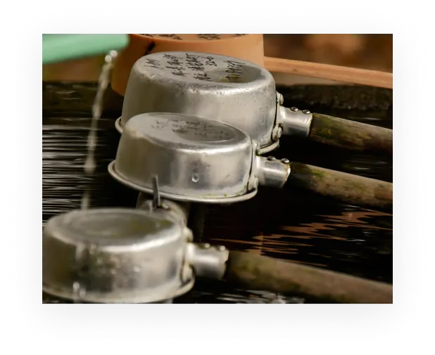 ladle used for cleaning one's hands